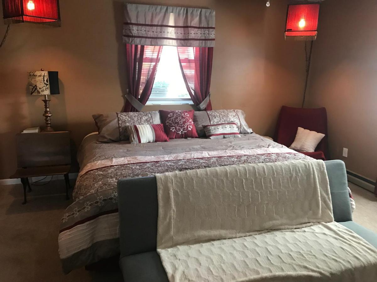 Lakeshore Retreat Bed & Breakfast Richmond Ngoại thất bức ảnh